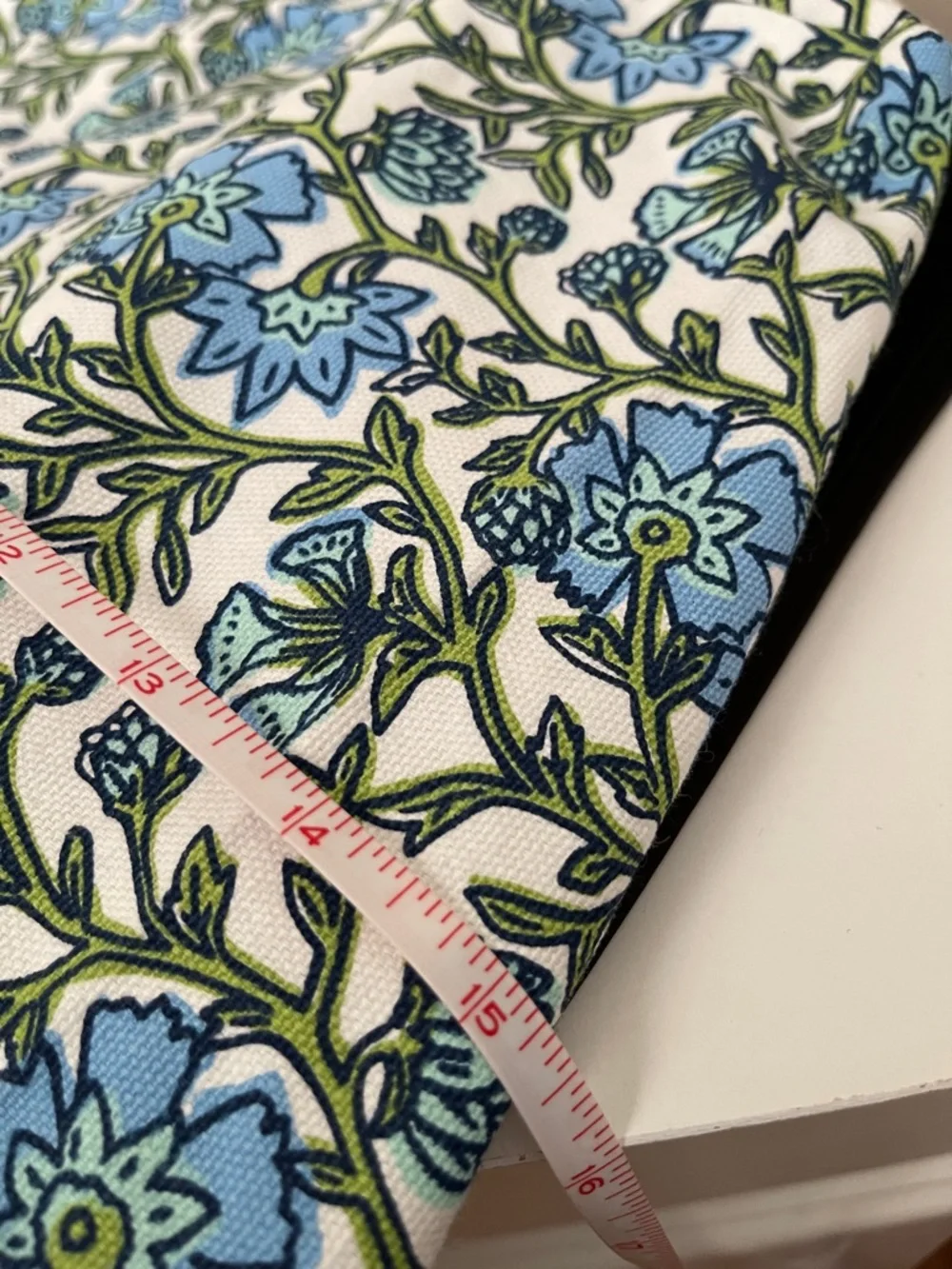 NWOT..blueTote Floral Canvas Bag in Blue and Green by Rockflower Paper - Picture 4 of 5